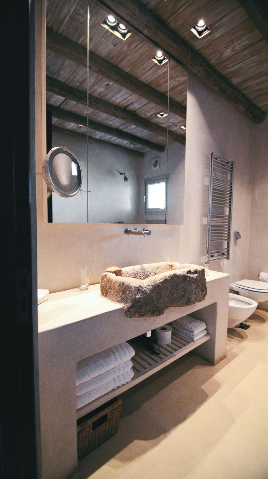 Duarte Suite, view 9