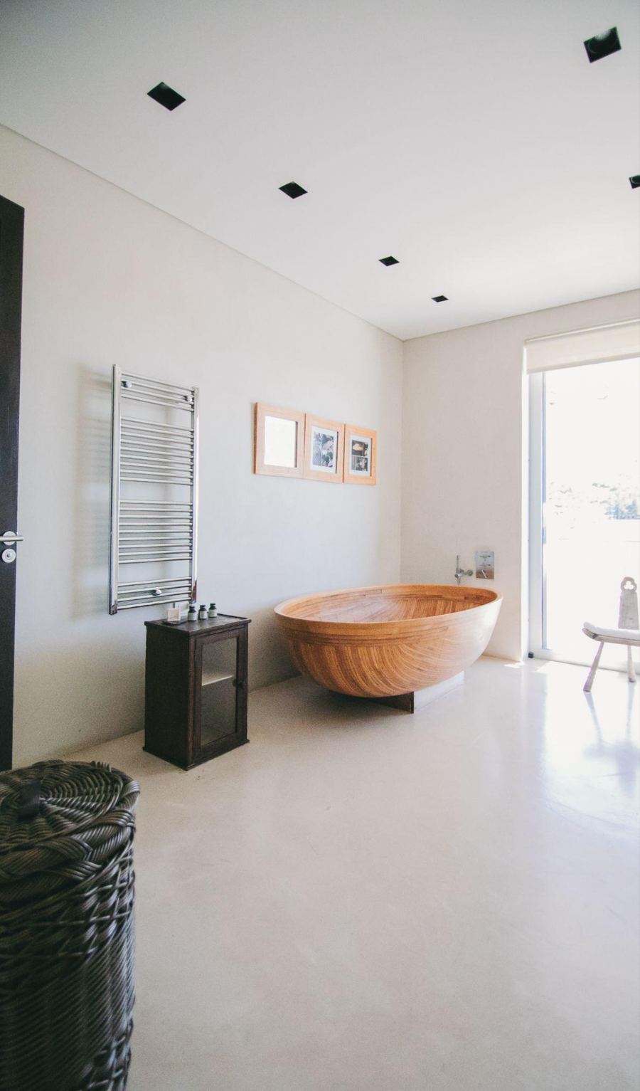 Daglio Master Suite, view 5