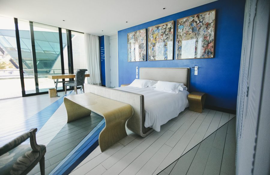 Azul, view 1